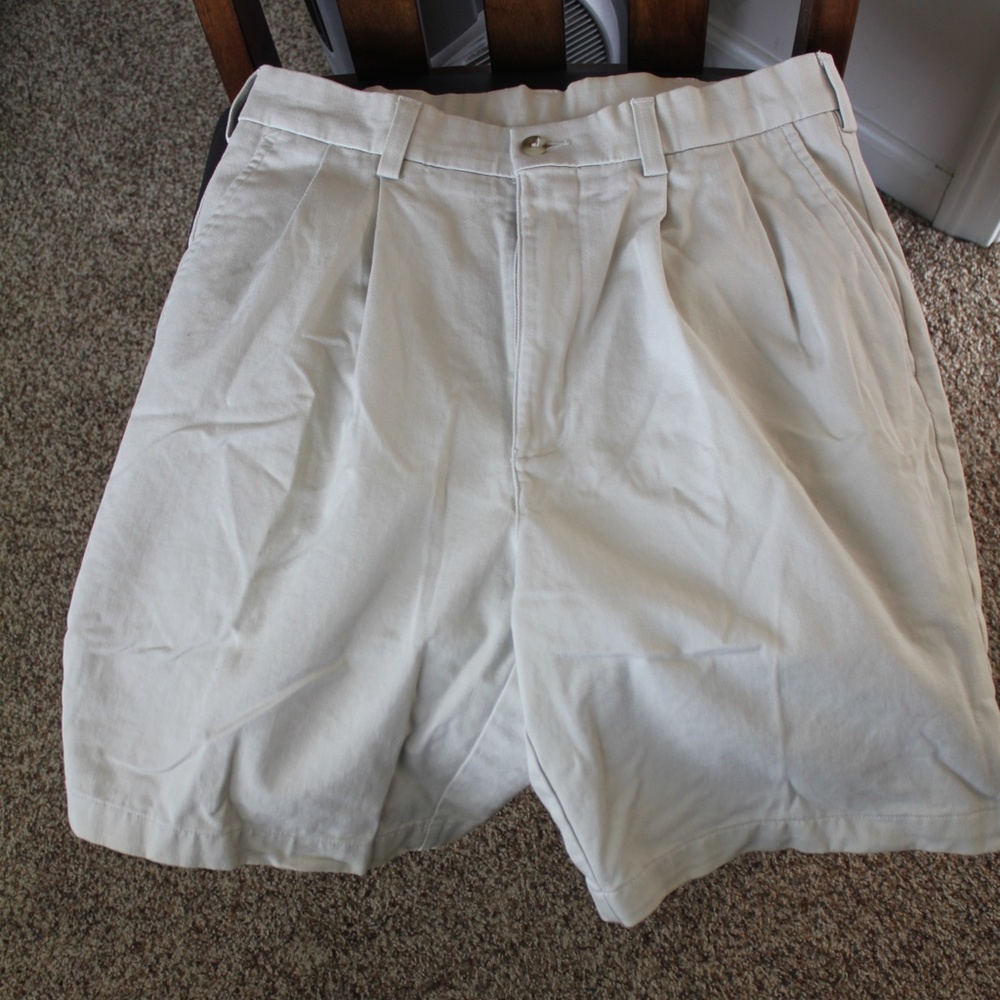 Roundtree & Yorke, Easy Care, 30 in, Tan Shorts
